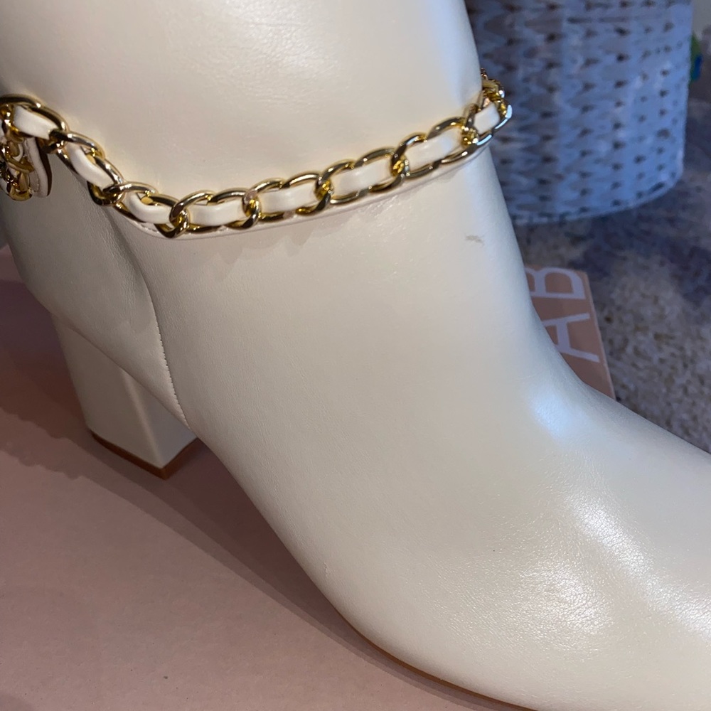 Booties - Picture 5 of 5